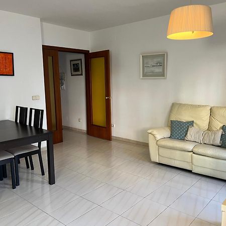 Comode Apartament Al Bell Mig De Херона Екстериор снимка