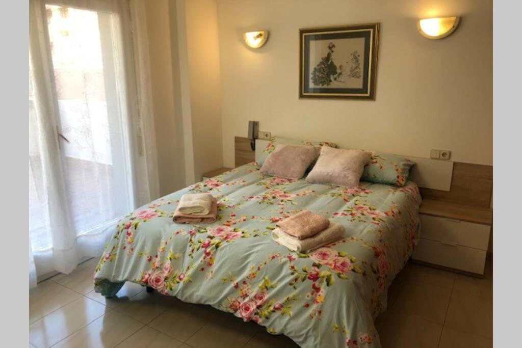 Comode Apartament Al Bell Mig De Херона Екстериор снимка