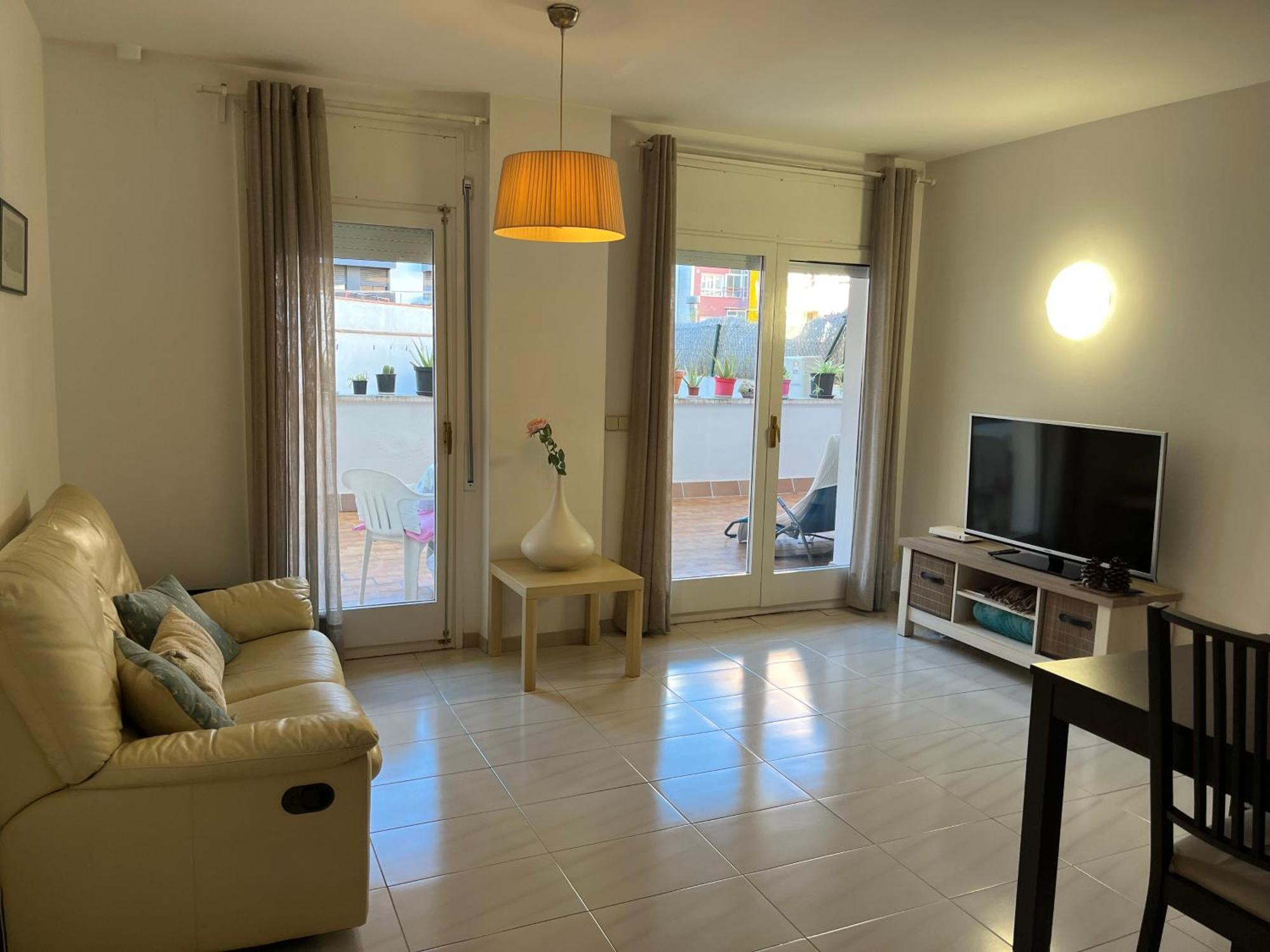 Comode Apartament Al Bell Mig De Херона Екстериор снимка